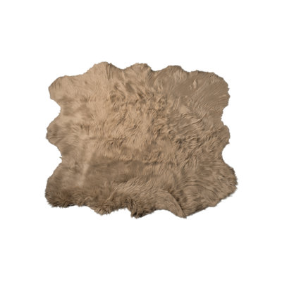 Tapis brun clair en fausse peau de mouton Oguz