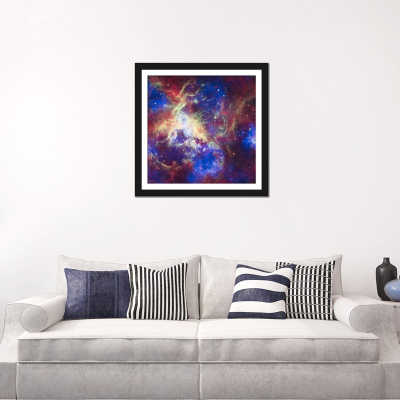 Art sur toile Lenworth and Space Tarantula Nebula (Spitzer Space), Papier d'art encadré noir, H 24 po x l 24 po x P 1 po