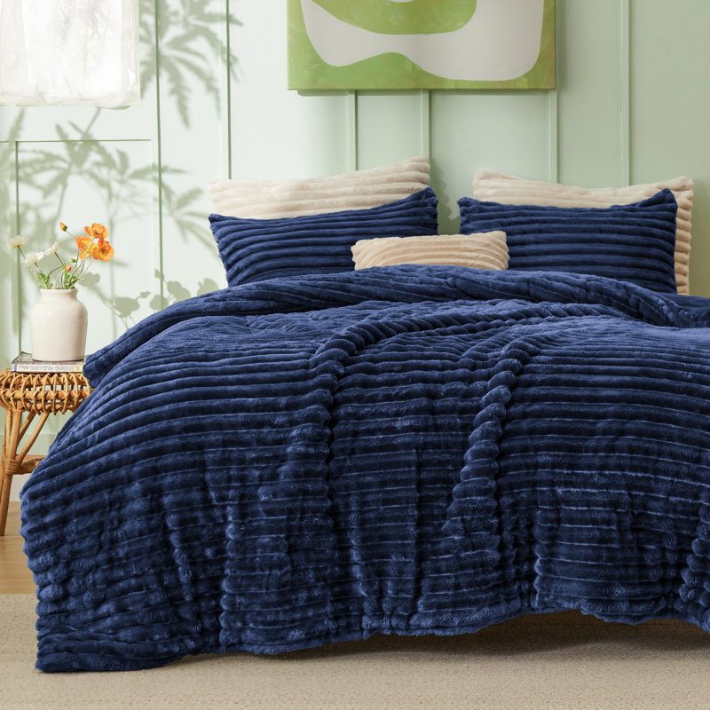 Bedsure Queen Size Comforter Sets - 3-Piece Double-Sided Fleece Fluffy Navy Bedding, Cozy Striped Aesthetic for Modern & Guest Bedrooms, All-Season Luxury Home Decor