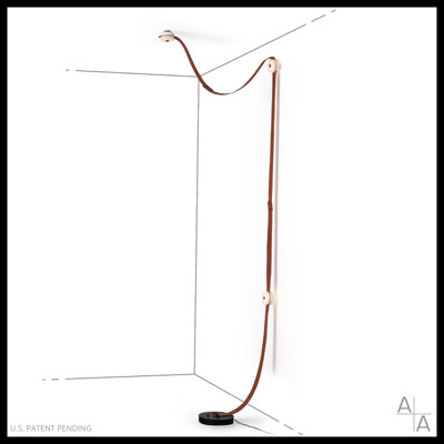 SNAPS Floor-to-Ceiling Plug-in LED Lamp