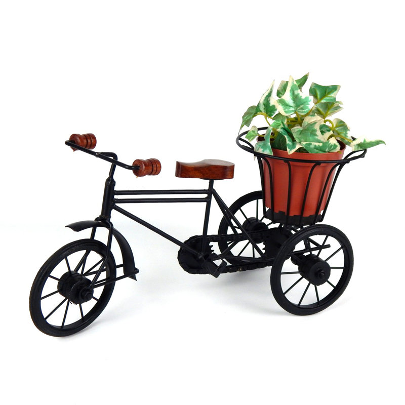 Bebe Plant Stand