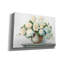 «Aapo White Hydrangea Cottage» par Carol Rowan, reproduction sur toile tendue-22585446