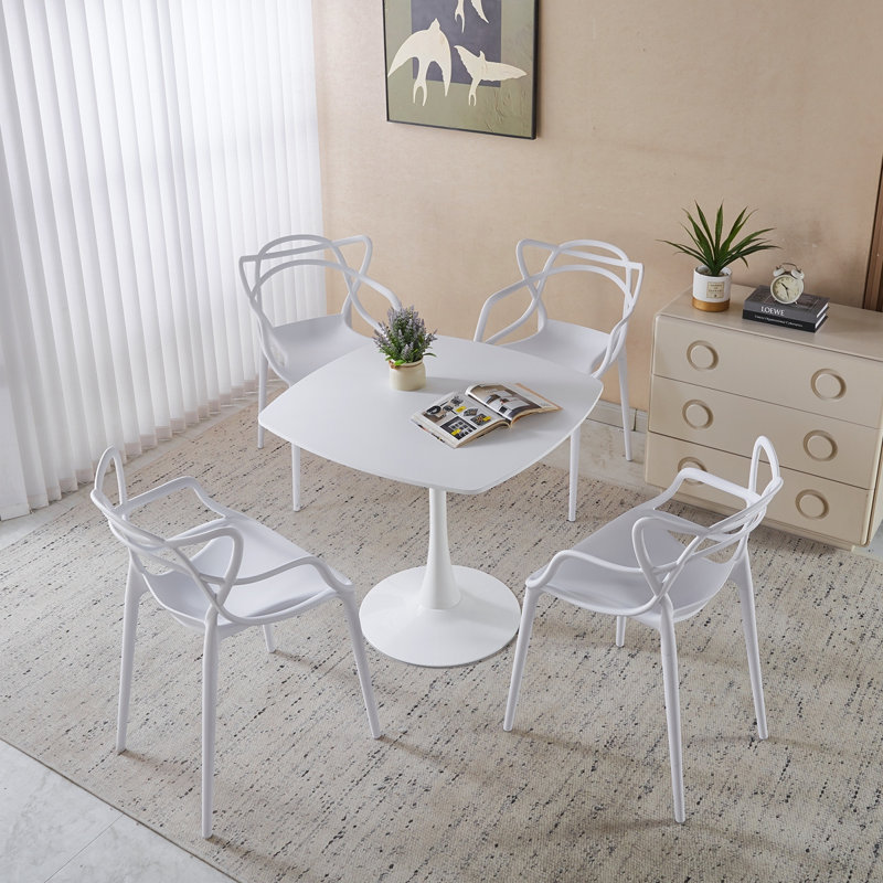 Ensemble de salle à manger 1 + 4,5 pièces, table de salle à manger à pieds en métal Mid-Century pour 4-6 personnes avec plateau en panneau de fibres à densité moyenne, table de salle à manger à piédestal, table basse de loisir, ensemble blanc