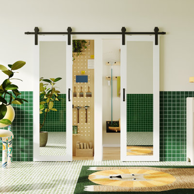 Porte de grange coulissante à miroir en bois massif avec design moderne et quincaillerie incluse