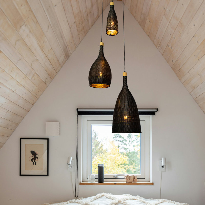 Luminaire suspendu en rotin noir à 3 lumières Avital