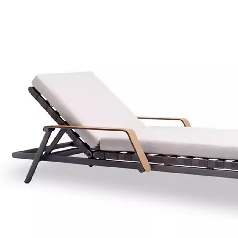 Outdoor Lounge Chair Aluminum Frame Powder Coated Outdoor Chaise Lounge , Cushion Included