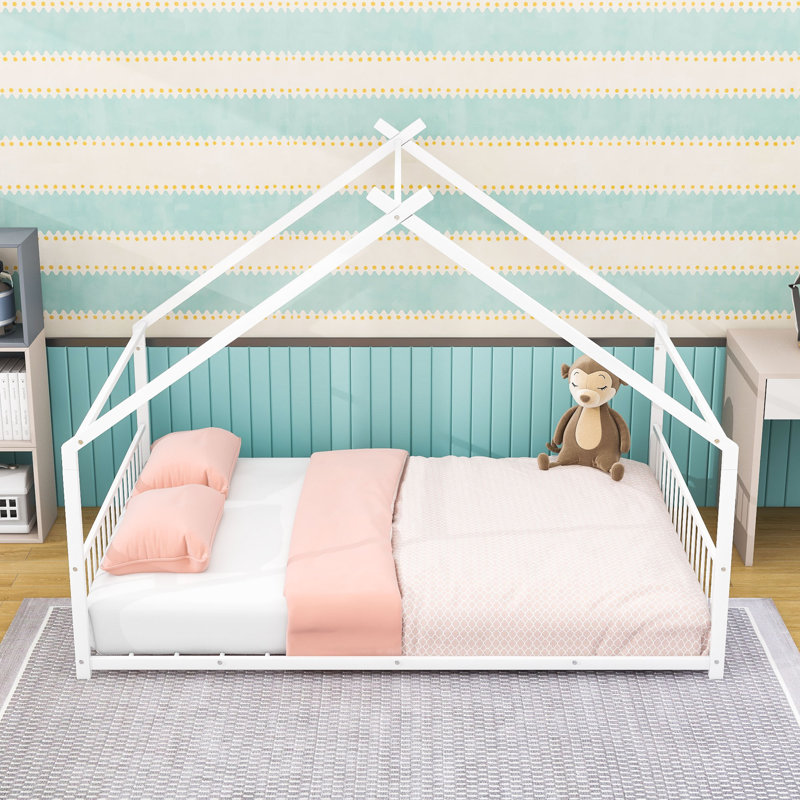Metal Playhouse Bed With Roof And Slats, Full, White