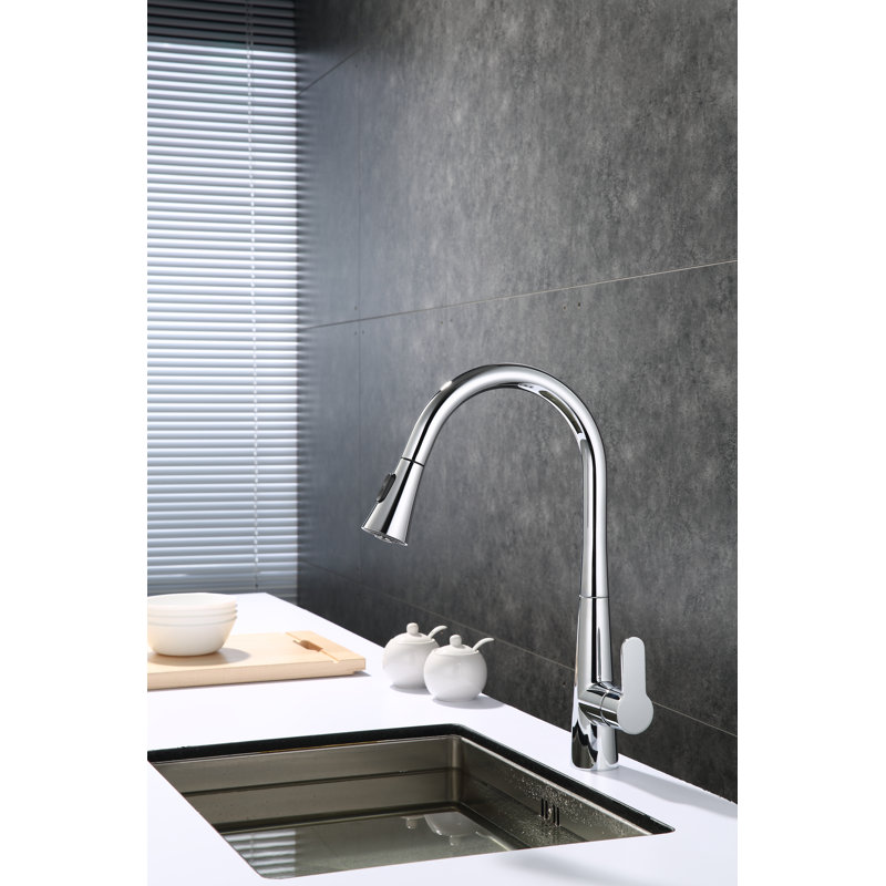 Furio Brass Single-Handle Pull-Down Spray Kitchen Faucet, Chrome