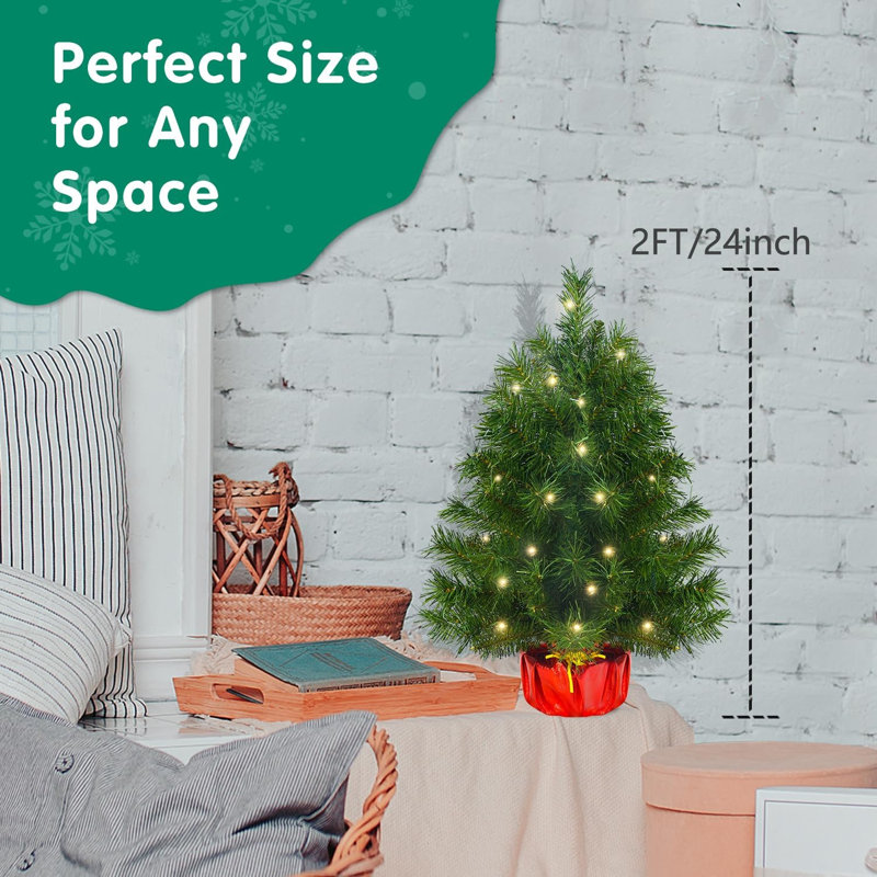 Arbre de Noël de table 2 pi, mini sapins de Noël artificiels pré-éclairés avec base en sac de sapin majestueux, idéal pour les fêtes de Noël