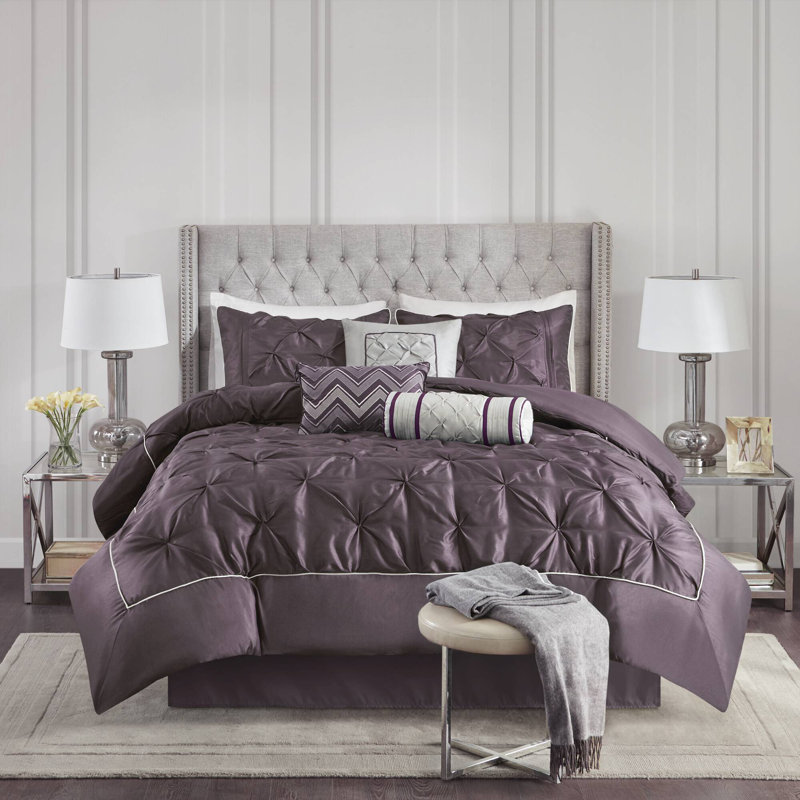 Ensemble d'édredon touffeté 7 pièces Laurel, Prune, Édredon pour très grand lit + 1 jupe de lit + 2 