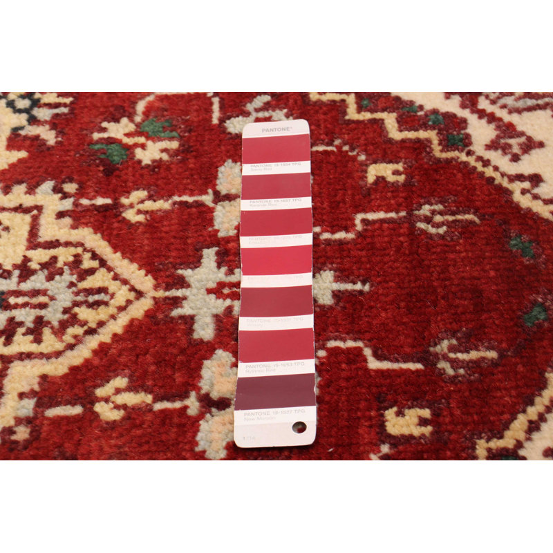 Tapis rouge foncé unique 2 pi 6 po x 9 pi 9 po Reiss