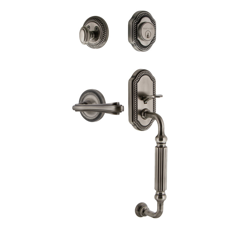 Ensemble de poignée Nostalgic Warehouse Rosette F Grip avec pêne dormant cylindrique simple et levier Fleur, 2-3/8 po, Droite