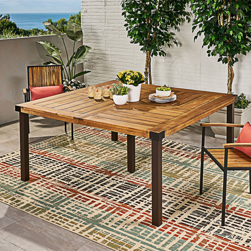 Table de salle à manger d'extérieur
