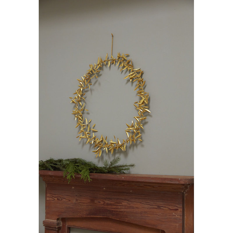 Amulet Wreath 29"