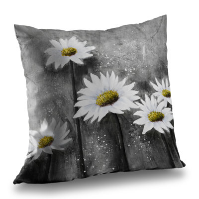 Daisies Wildlife American Poly Twill Throw for Home Decor
