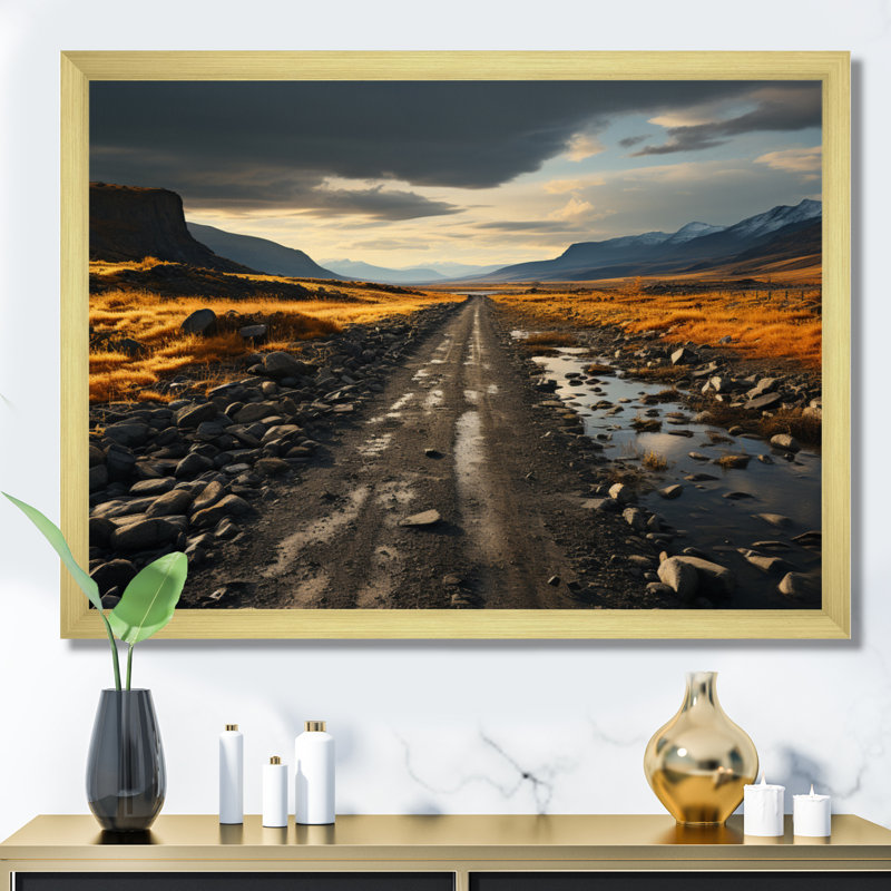 Blaz Road or et gris coucher de soleil II sur toile, H 30 po x l 40 po x P 1,5 po, Cadre doré à une seule photo