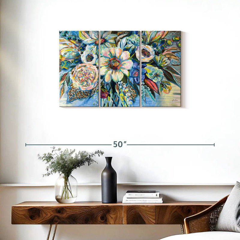 Harnek Unity Blue, 20" H x 33" W