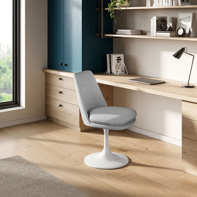 Chaise pivotante rembourrée Lippa