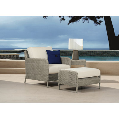 Chaise de patio avec coussins et repose-pieds Manhattan