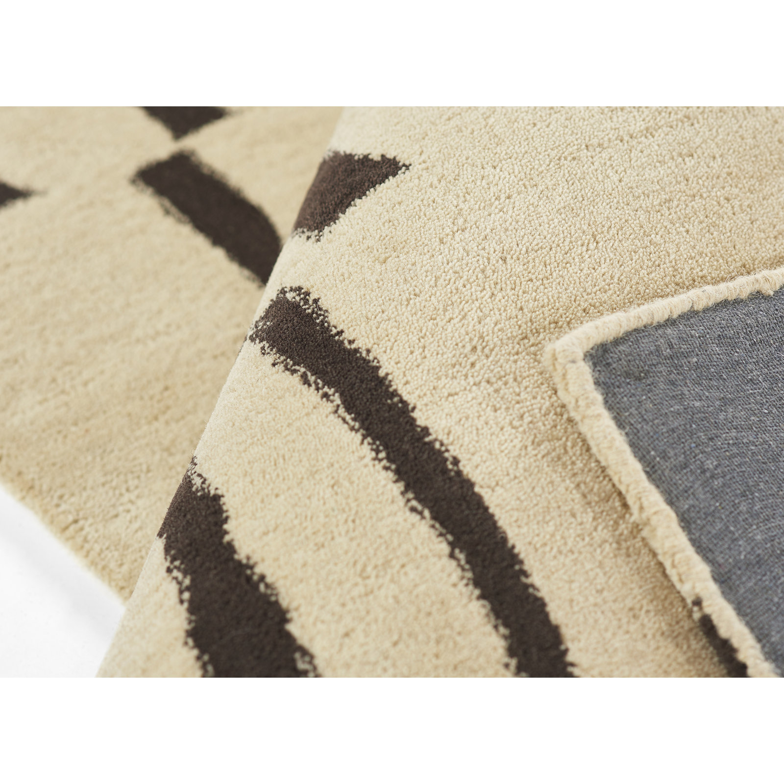 Austin Ivory Brown Hand-Tufted Wool Rug, Rectangle 2' x 3'