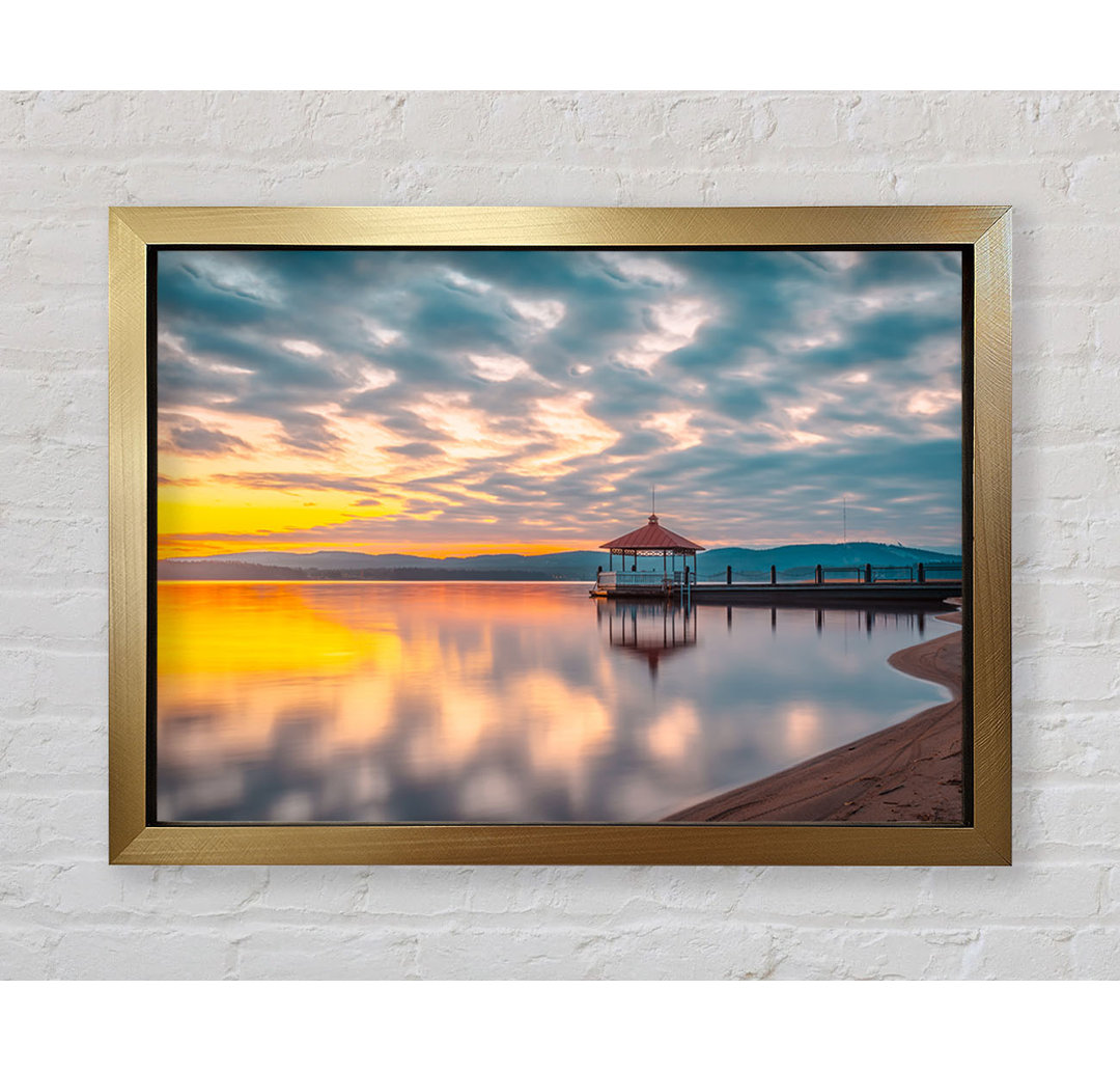 Stage On The Pier - Einzelne Bilderrahmen Kunstdrucke