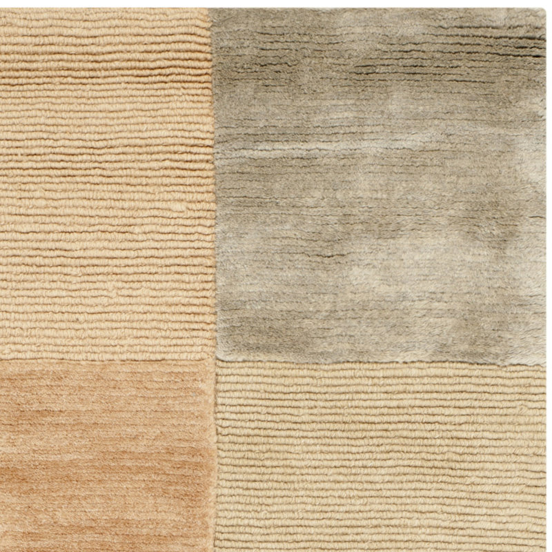 Tibetan Checked Beige/Apricot Area Rug, Rectangle 5' x 7'6"