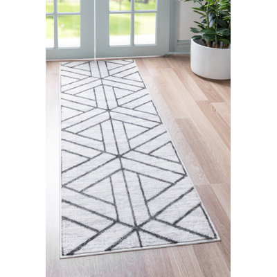 Rochele Geometric Indoor Rug