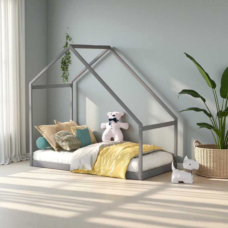 Lit simple en bois, Gris