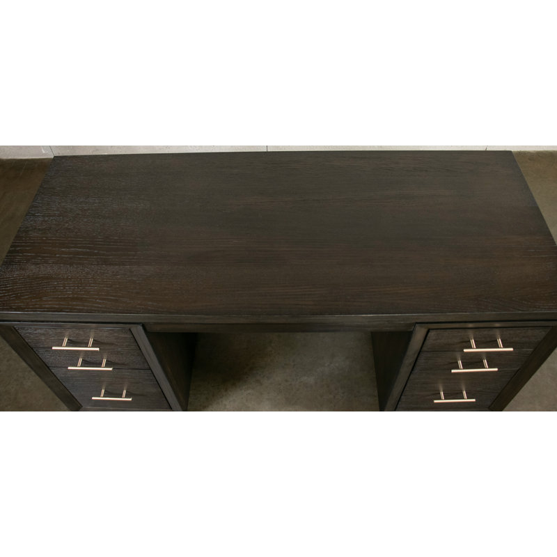 Dhurata Computer Desk