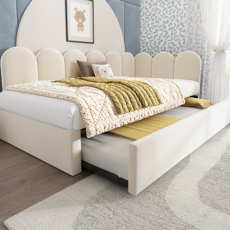 Lit escamotable simple en velours beige, structure à lattes en métal, espace, lit de repos confortable, idéal pour les petits espaces