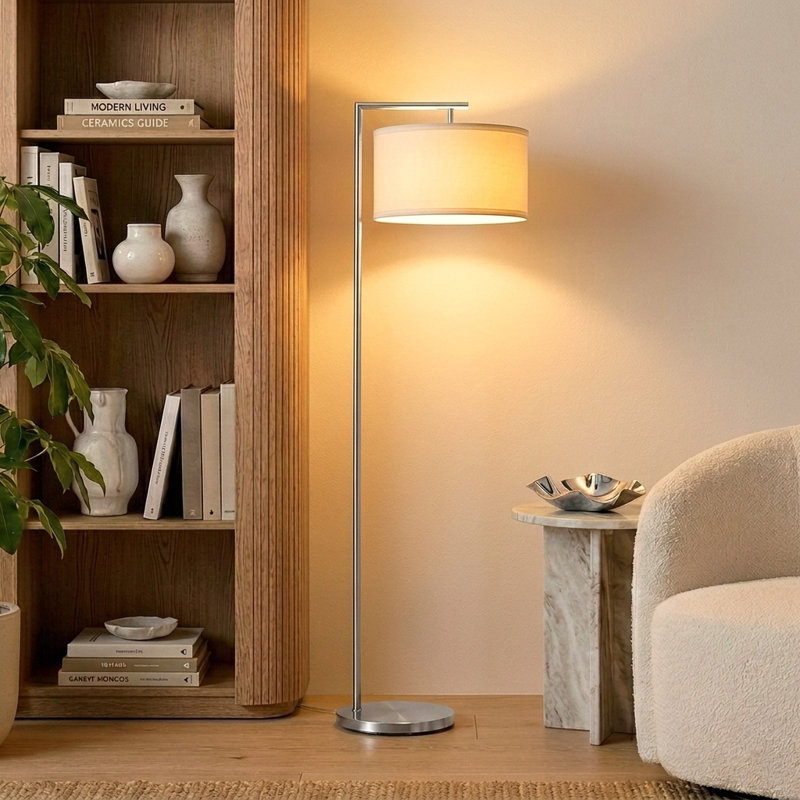 Lampe sur pied à DEL 60 po avec abat-jour tambour en tissu blanc Montage Modern, ampoule incluse, Doré, Blanc