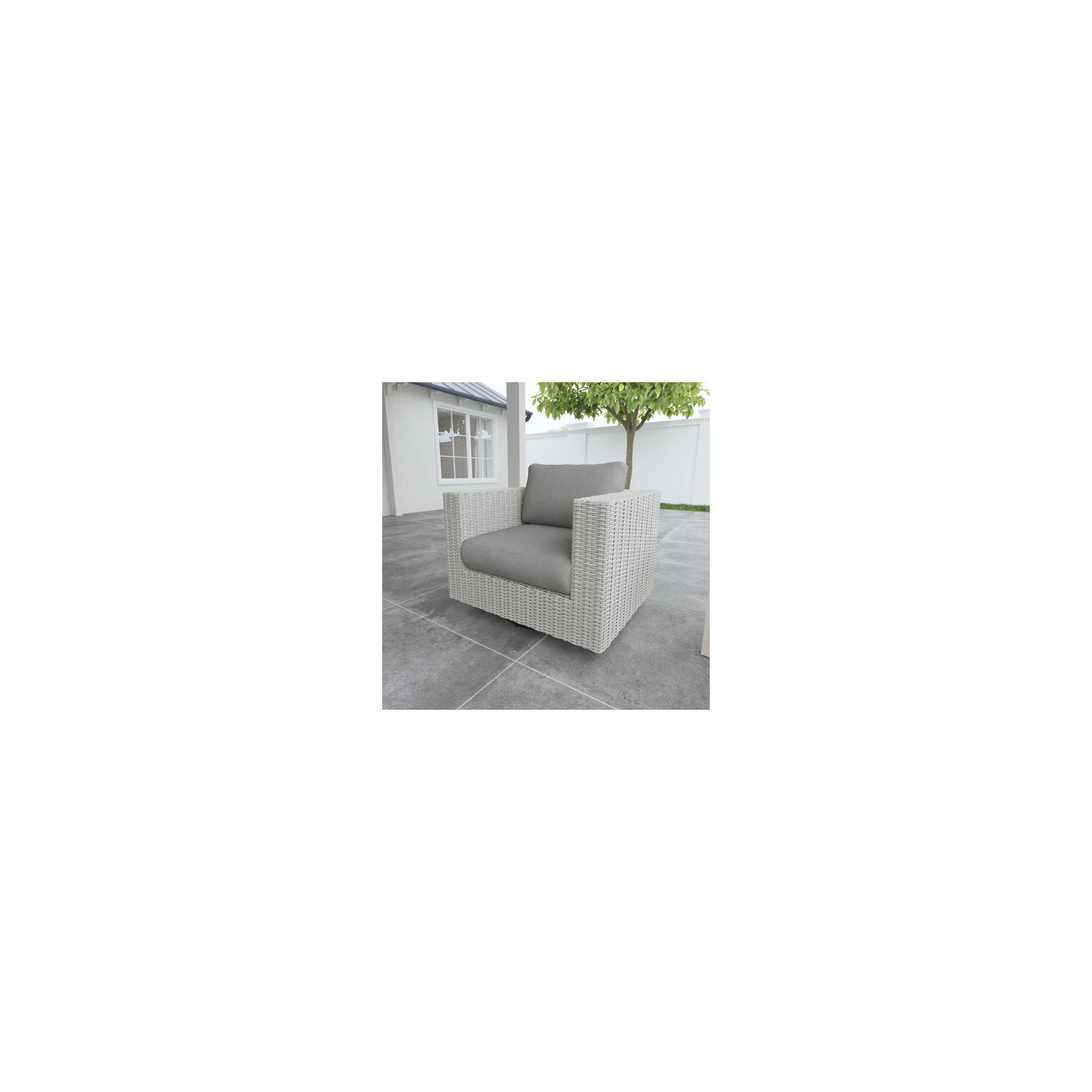 Tetra Outdoor Wicker Swivel Chair (Set of 2)