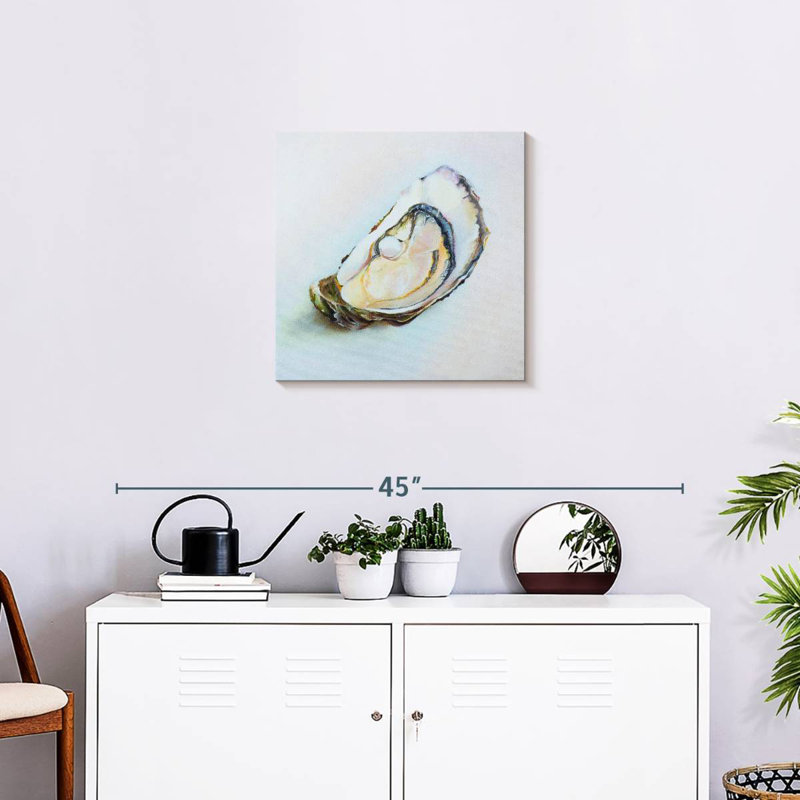 Yarlin Oyster, 20" H x 20" W