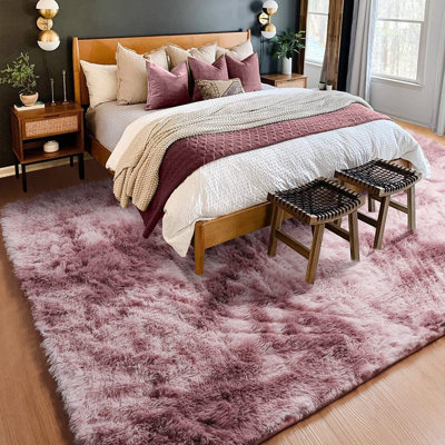 Tapis rose à poils longs Lymari