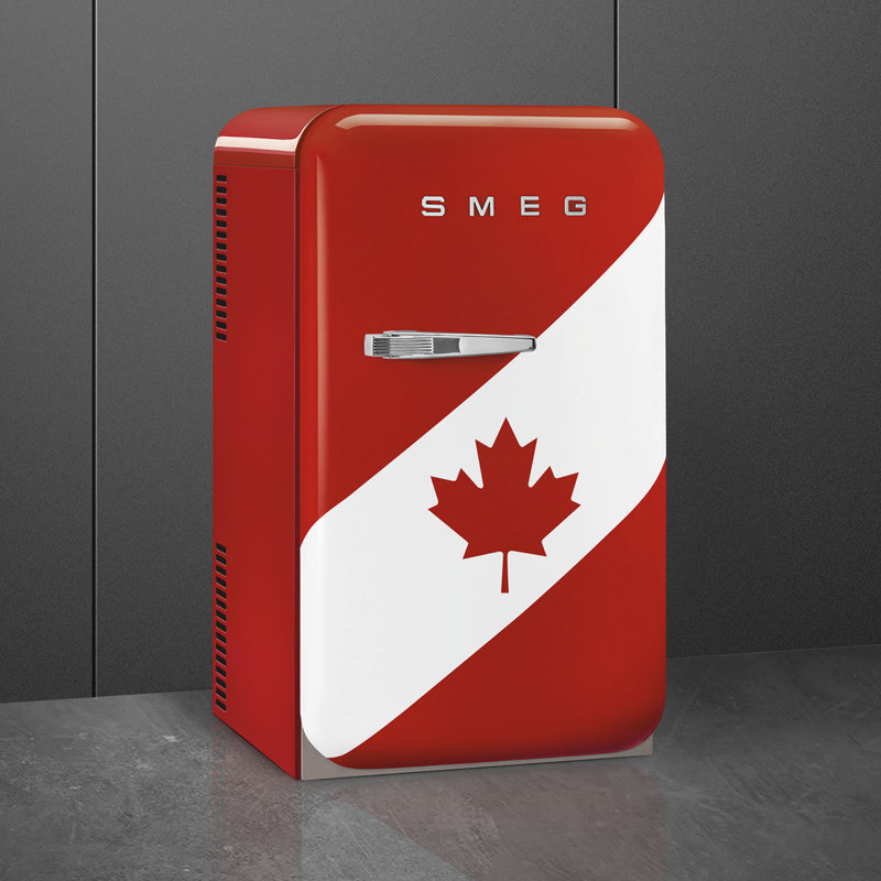 Fab5 Canadian Flag Minibar Fridge
