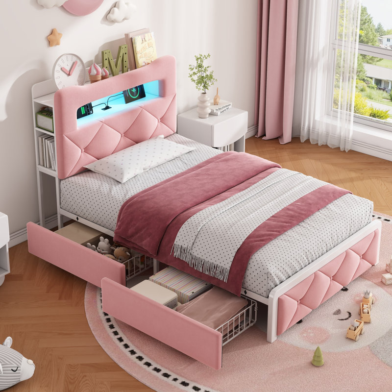 Bed, Pink