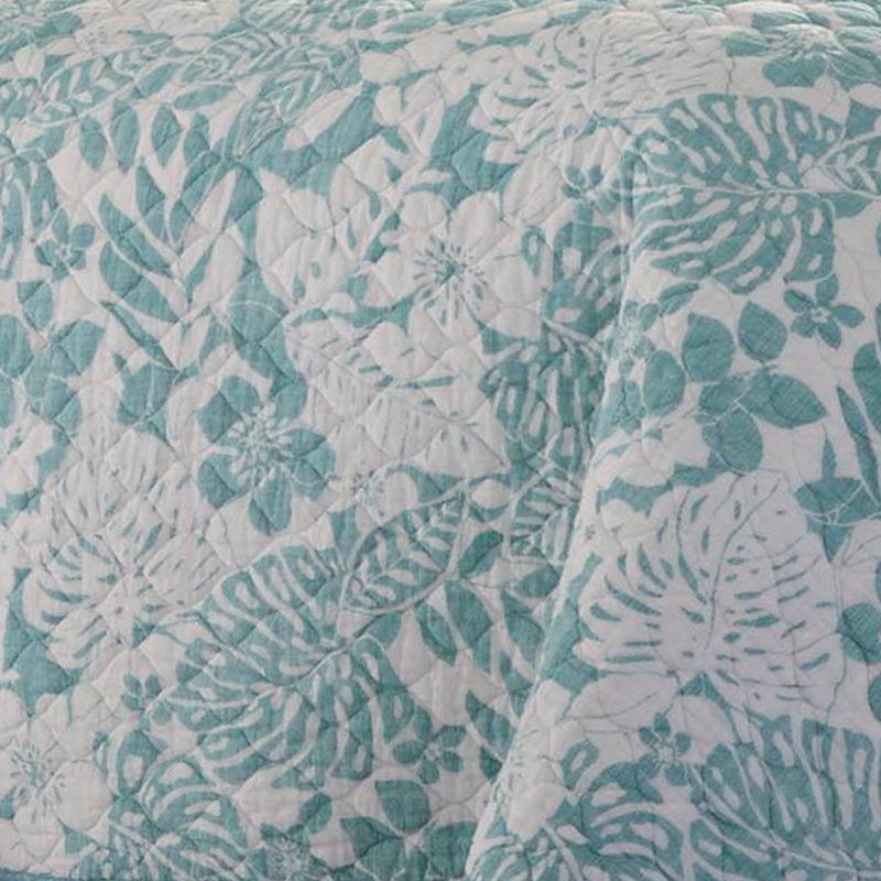 Twin White Reversible Cotton Quilt and Sham Set