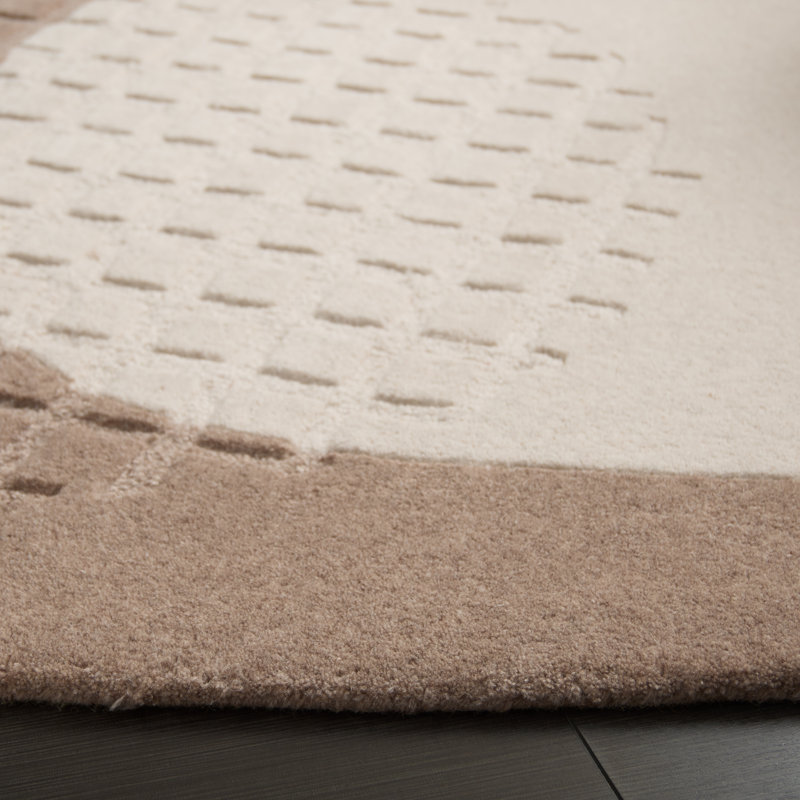 Novelty Hand Tufted Wool Cotton Solid Color Rug in Ivory/Beige, Novelty 5' x 5'