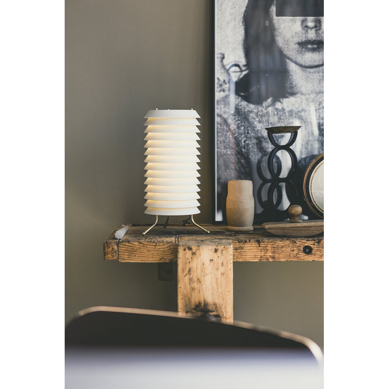 Metal Novelty Lamp, White