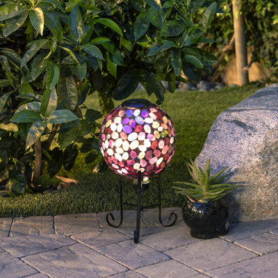 Duana Mosaic Solar Gazing Ball