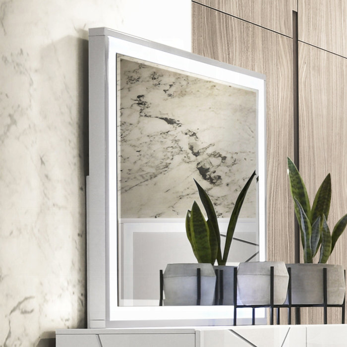Esther Mirror W/LED