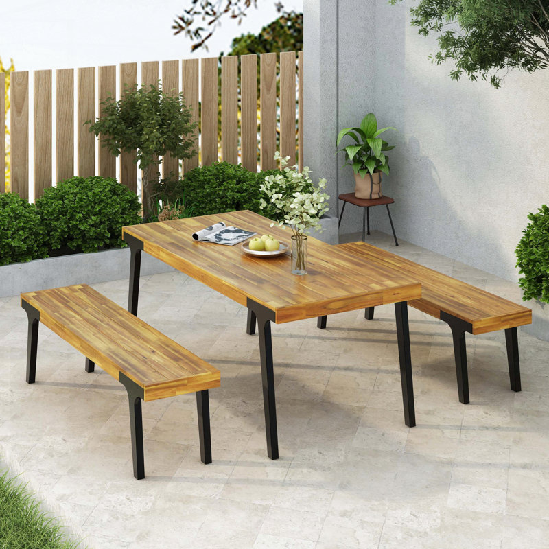 1 table à manger + 2 bancs à manger