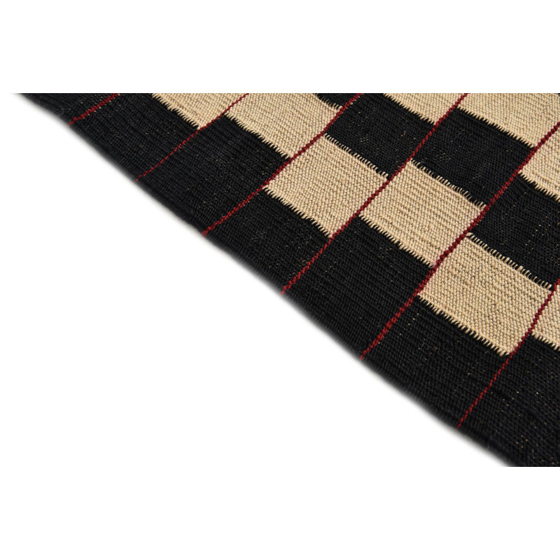 Tapis noir et blanc Ousley