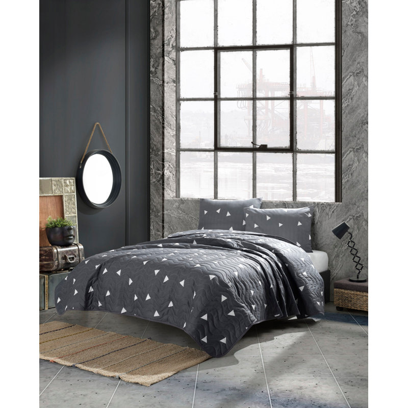 Quilt Set with Pillowcases, All-Season Lightweight, Digitally Printed Design, 65% Cotton – Soft, Durable, Machine Washable