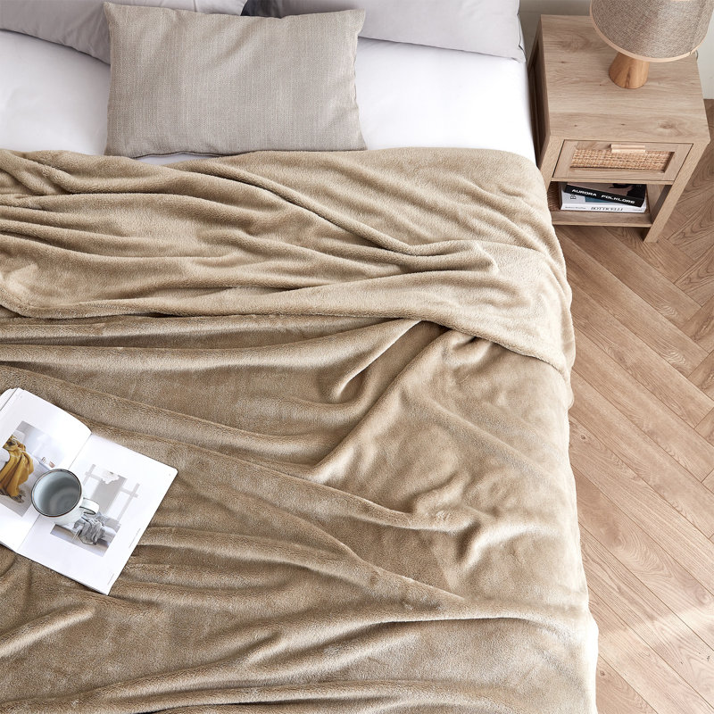 Me Sooo Comfy Plain Weave / Muslin Blanket