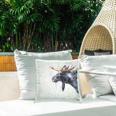 Coussin décoratif d'extérieur Rustic Moose View par Sally Kaye Barlow / Makaio Design