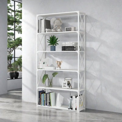 A simple and creative bookcase