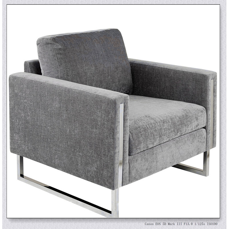 Fauteuil gris en polyester
