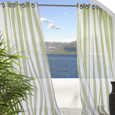 Single Curtain Panel