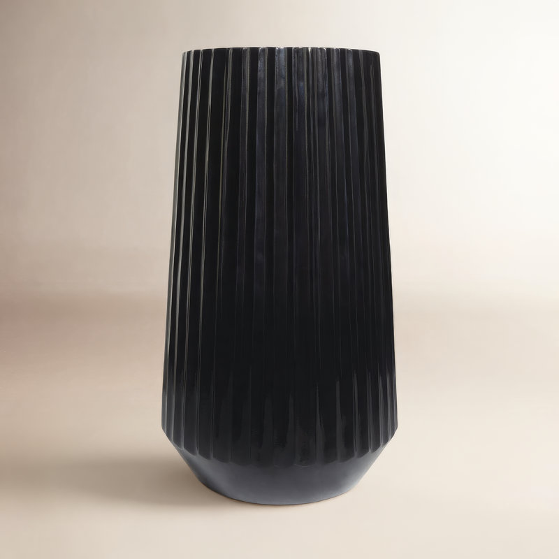 Vase de table en résine Kendal, H 30,3 po x l 17 po x P 16,85 po